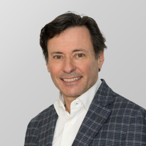 farmamondo-executive-regional-Nicolas-Moretti-300×300 FarmaMondo Nicolas Moretti